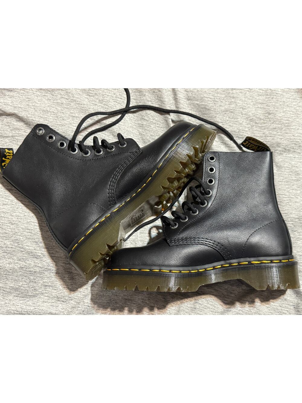 Dr. Doc Martens Air Wair PASCAL BEX Leather Boots 6 NEW